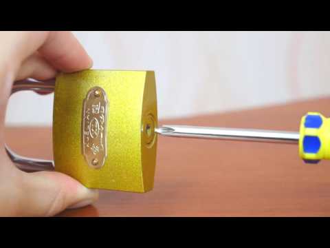 Как вскрыть старый навесной замок