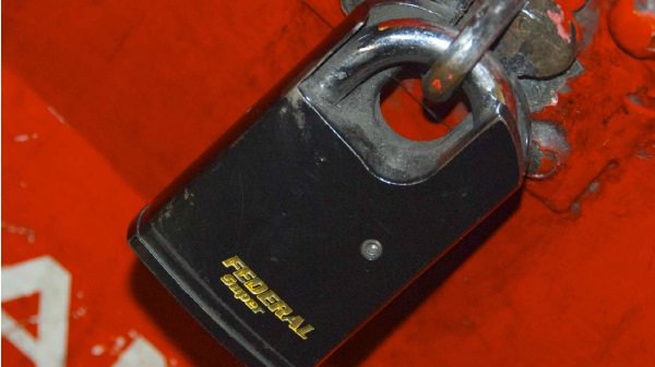 Как вскрыть китайский навесной замок